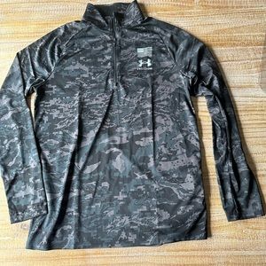 Men’s small UA sport 1/4 zip top
